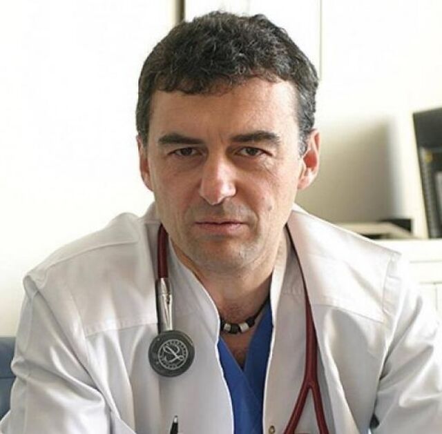 Doctor orthopedic specialist Христо Стоянов